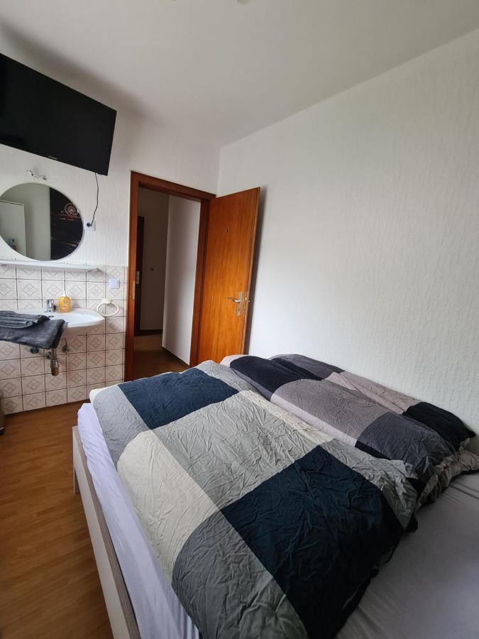 Pensionszimmer Larifari Drees Exterior foto